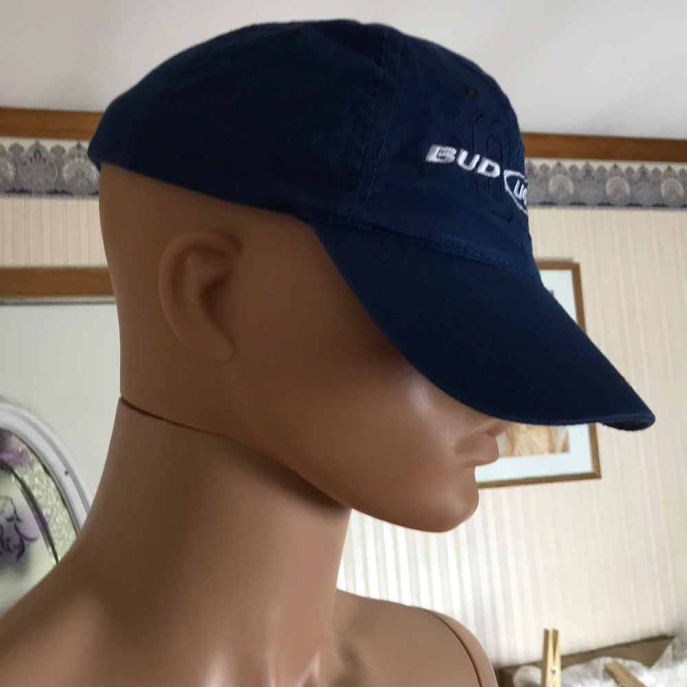 Bud Light Baseball Cap 2009 Anheuser-Busch - Picture 2 of 4